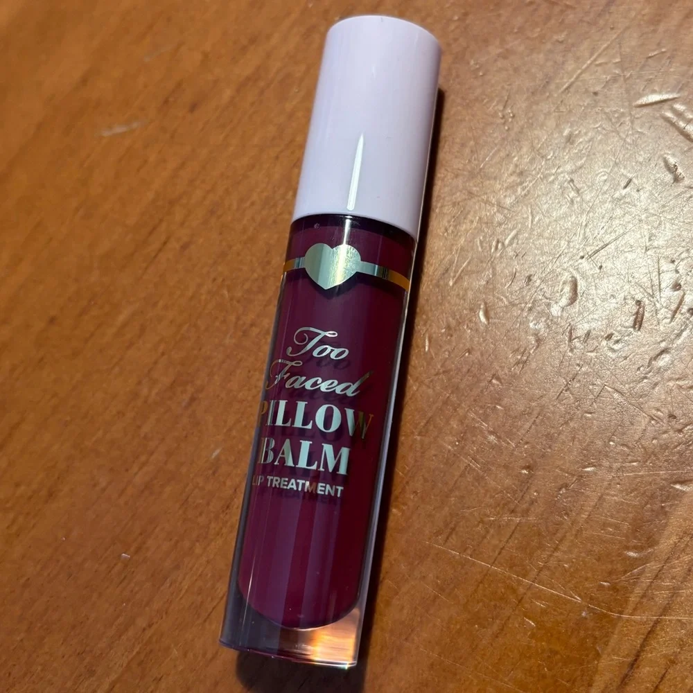Too Faced Pillow Balm Lip Treatment Berry Jam Kiss